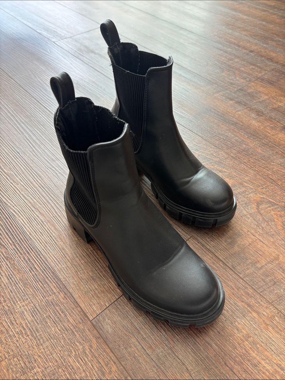 Steve Madden Black Chelsea Lug Booties